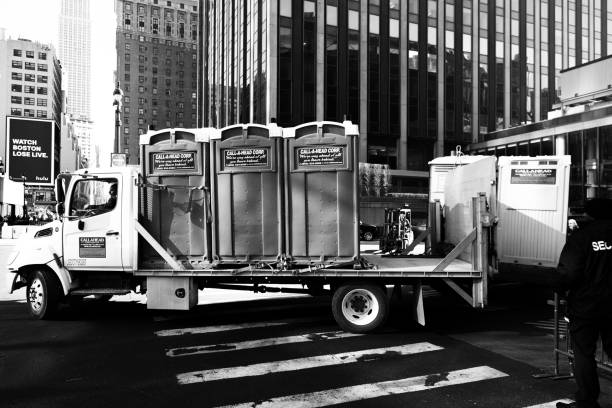 Best Sanitation services for porta potties  in East St Louis, IL